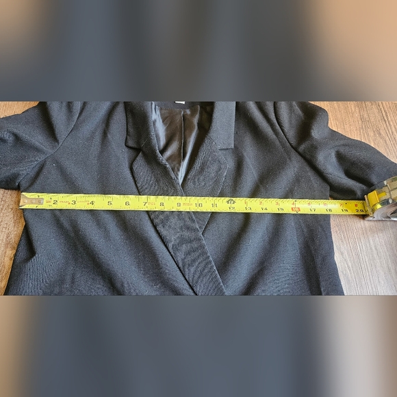 Lauren Conrad Runway oversized blazer size 6 - Picture 3 of 3